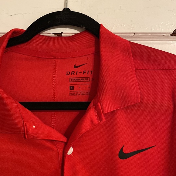Nike Golf Shirt - Picture 2 of 2